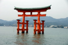 Itsukushima Shrine 